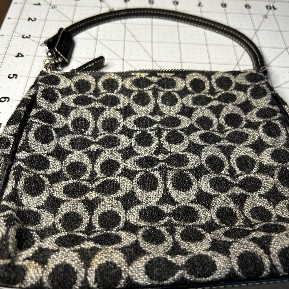 Coach Vintage Wool Mini Black and Gray Signature Bag - Picture 5 of 11